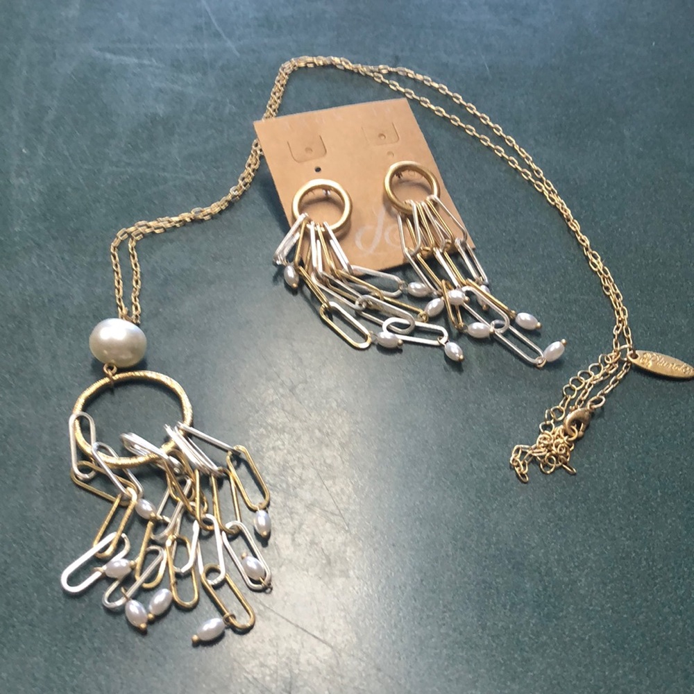Gold silver and pearl necklace & earrings